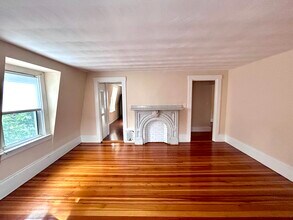 41 Mt Vernon St, Unit 3 in Somerville, MA - Building Photo - Building Photo