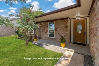 12523 Province Point Dr in Houston, TX - Foto de edificio - Building Photo