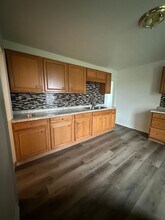 805 S 5th Ave in Pasco, WA - Building Photo - Building Photo