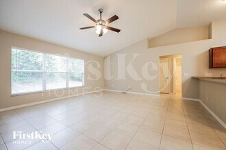 2006 Southern Oak Loop in Minneola, FL - Building Photo - Building Photo