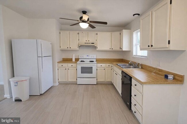 property at 4170 Old Washington Rd