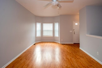 25585 Portico Ln, Unit 25585 Portico in Novi, MI - Foto de edificio - Building Photo