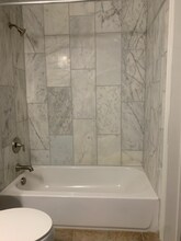 726 Ohio Pike in Cincinnati, OH - Building Photo - Building Photo