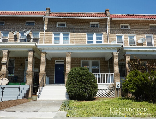 property at 1323 Randolph St NW