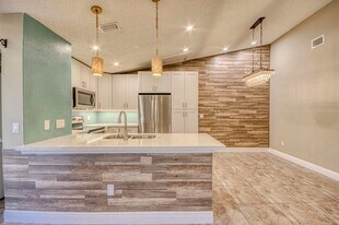 9109 SW 21st St in Boca Raton, FL - Building Photo