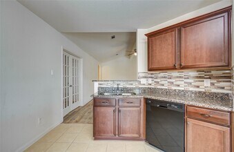 1315 Diamond Drape Dr in Arcola, TX - Building Photo - Building Photo