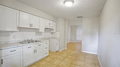 6750 NE 7th St in Ocala, FL - Building Photo - Building Photo