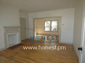 20 Academy St in Hallowell, ME - Building Photo - Building Photo