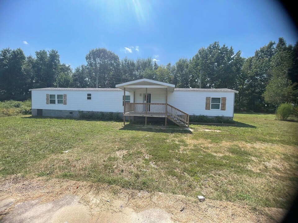 1226 Pigeon Rd in Ward, AR - Building Photo