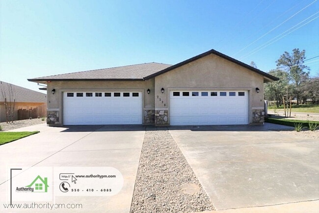 property at 2530 Rainbow Ln