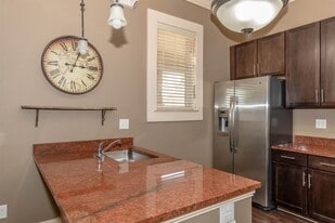 Oasis Cove in Canadian, TX - Building Photo