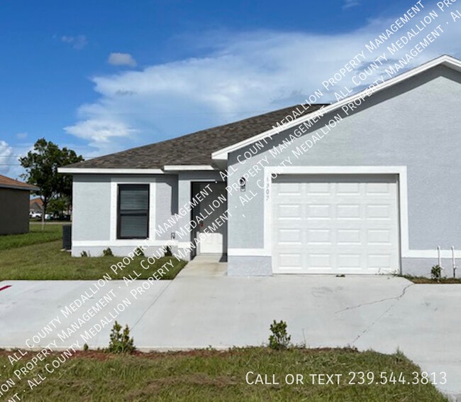 property at 1307 SE 8th Pl