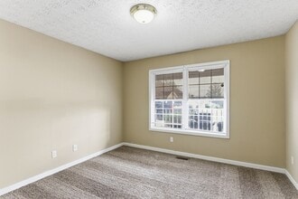 144 Stone Henge Ln in Jacksboro, TN - Building Photo - Building Photo