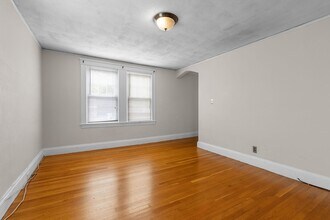 5-7 Linwood Ave in Melrose, MA - Building Photo - Building Photo
