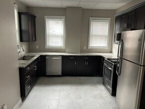 4054 Howley St, Unit Floor 1 in Pittsburgh, PA - Foto de edificio - Building Photo