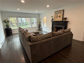 1140 Goodwin Pl NE in Atlanta, GA - Building Photo - Building Photo