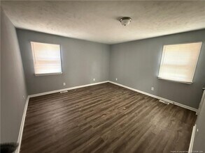 1016 Augusta Dr in Fayetteville, NC - Building Photo - Building Photo