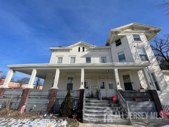 property at 3 S Adelaide Ave