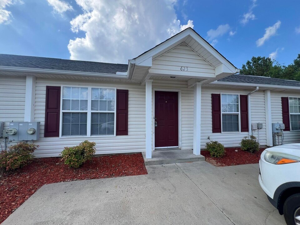 623 Belle Court in Martinez, GA - Building Photo