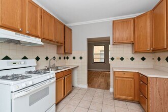 7219 S Yates Blvd in Chicago, IL - Building Photo - Building Photo