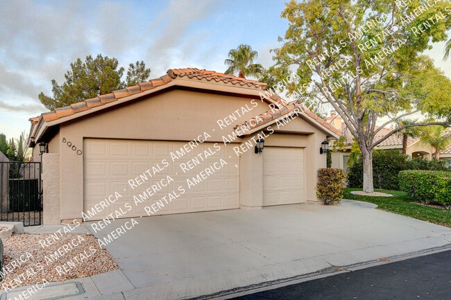 8960 Echo Ridge Dr in Las Vegas, NV - Building Photo - Building Photo
