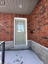 87 Ellis Ave in Kitchener, ON - Building Photo - Building Photo