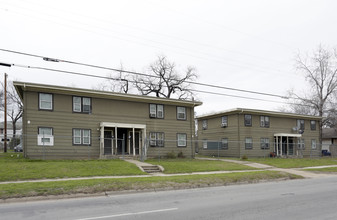 Hatcher Apartments in Dallas, TX - Foto de edificio - Building Photo