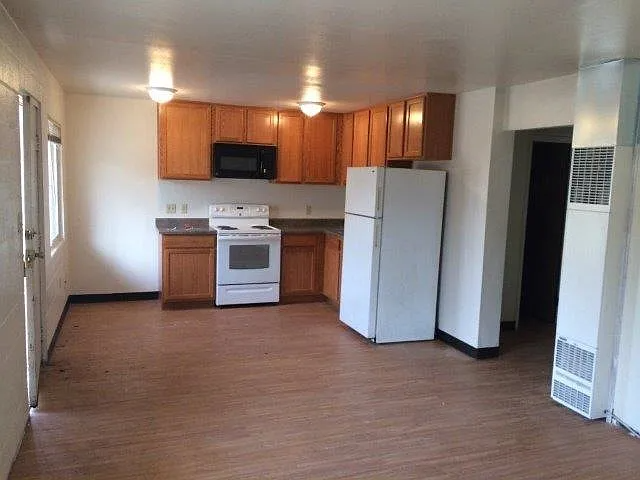 property at 530 Grand Canyon Blvd