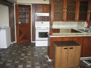 10975 129A St in Surrey, BC - Building Photo - Building Photo