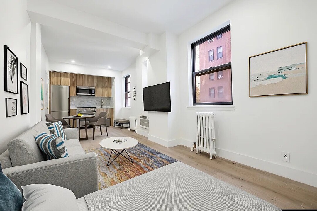 138 E 38th St, Unit 8D in New York, NY - Foto de edificio