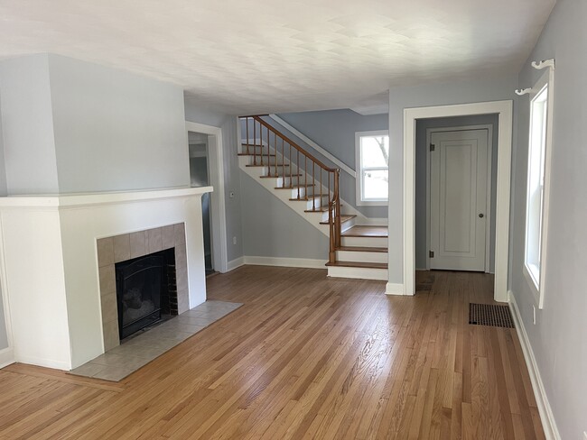 104 Harrison Blvd in Valparaiso, IN - Building Photo - Building Photo