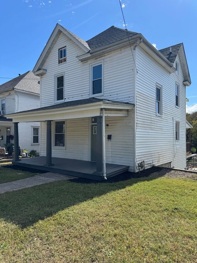 912 Patterson Ave SW in Roanoke, VA - Building Photo - Building Photo