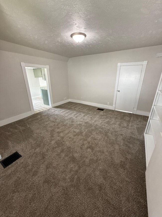 726 S 18th St in Lincoln, NE - Building Photo - Building Photo