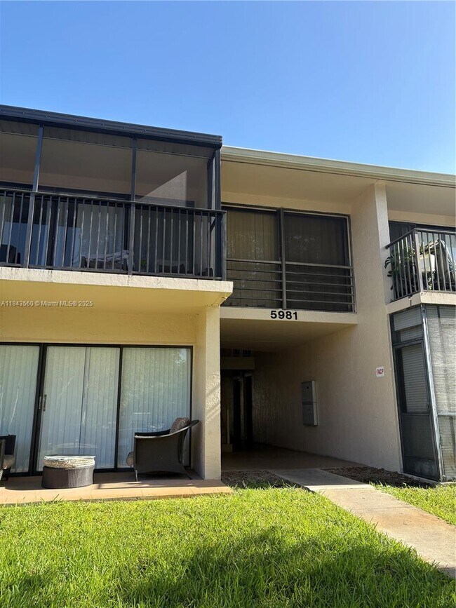 property at 5981 Washington St