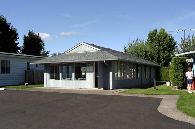 Terrand Mobile Terrace in Fairview, OR - Building Photo - Building Photo