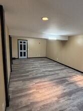 36 Nicholas Ave in Greenwich, CT - Building Photo - Building Photo