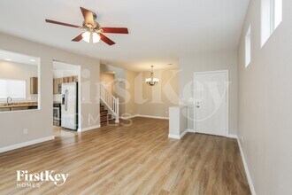 624 E Brown Breeches Ave, Unit 17-205 in North Las Vegas, NV - Building Photo - Building Photo