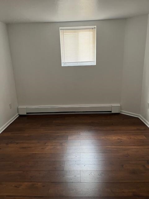 22 E 48th St in Bayonne, NJ - Building Photo - Building Photo