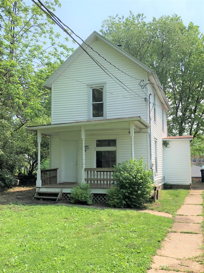 44 S Shafer St in Athens, OH - Building Photo - Building Photo