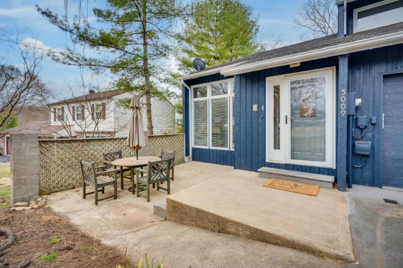 5009 Emerald Dr in Kingsport, TN - Foto de edificio