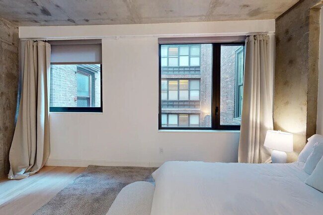 132 W 26th St in New York, NY - Building Photo - Building Photo