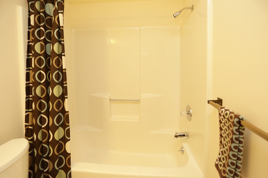 Robbins Nest Apartments in Grand Haven, MI