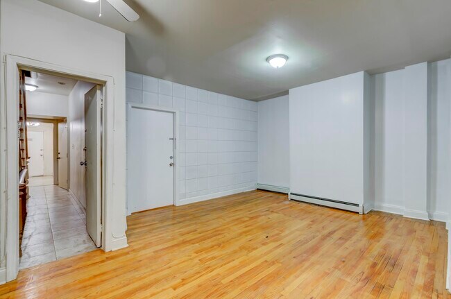 77 Wallis Ave in Jersey City, NJ - Building Photo - Building Photo