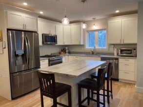 33 Wesleys Wy in Yarmouth, ME - Building Photo - Building Photo