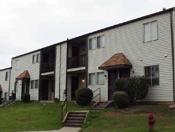 Fox Valley Apartments in Anniston, AL - Building Photo - Building Photo