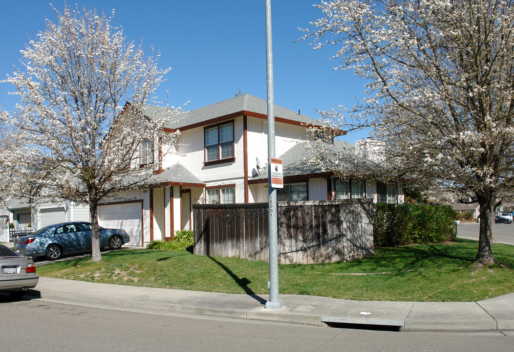 1500 Cabernet Cor in Santa Rosa, CA - Building Photo