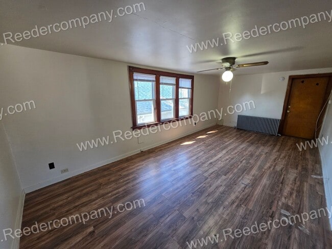 3915 Catalpa St in East Chicago, IN - Building Photo - Building Photo