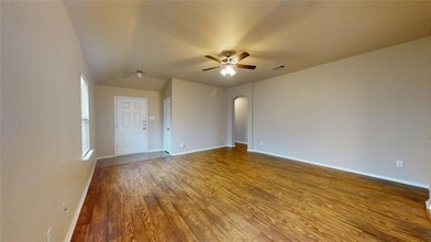 471 Harding Ln in Lavon, TX - Building Photo - Building Photo