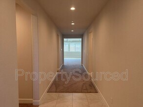 1978 Memorial Ln in Manteca, CA - Building Photo - Building Photo