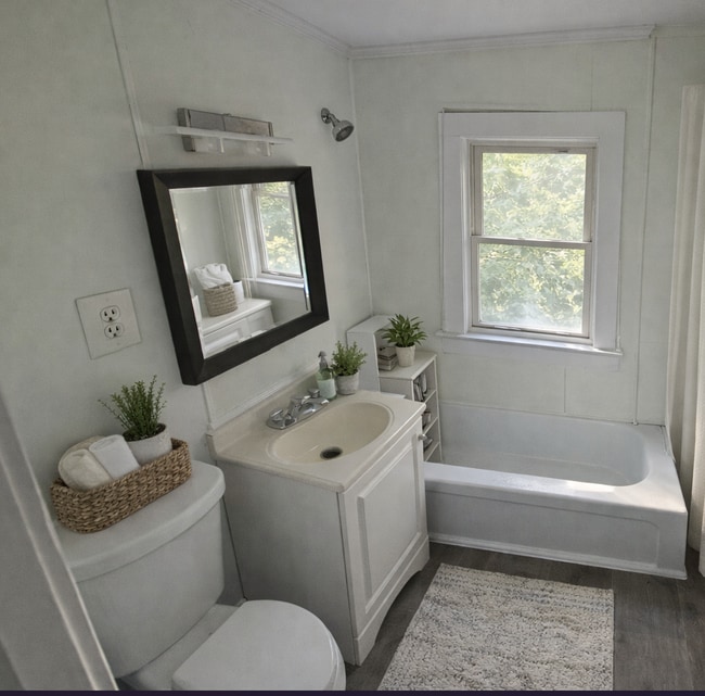 2218 Green St in Rockford, IL - Building Photo - Building Photo